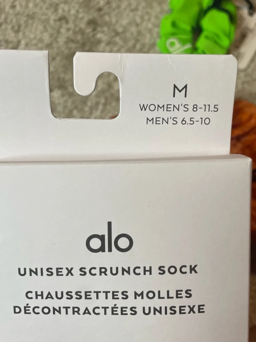 ALO !!!BUNDLE!!! Yoga Gray Ribbed Socks with Green & Orange Scrunchies